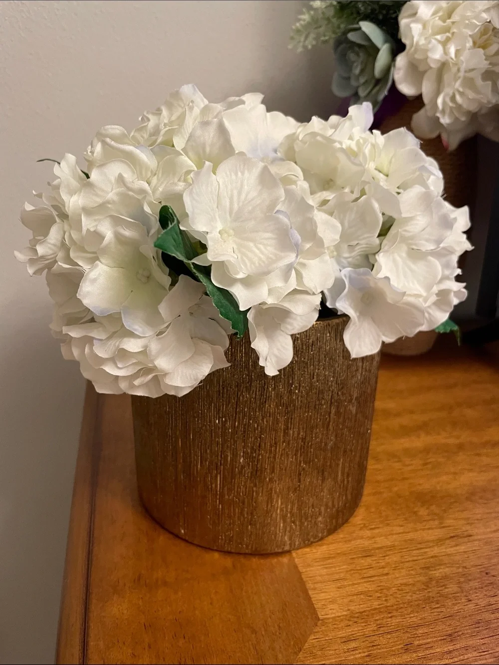 Elegant Faux Artificial White Hydrangeas Arrangement with Gold Color Pot Vase